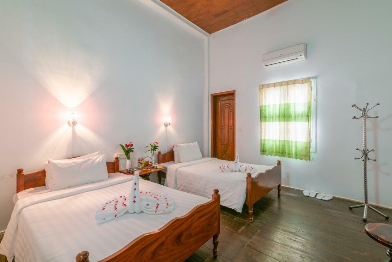 Five Rose Siem Reap Hostel Exterior photo